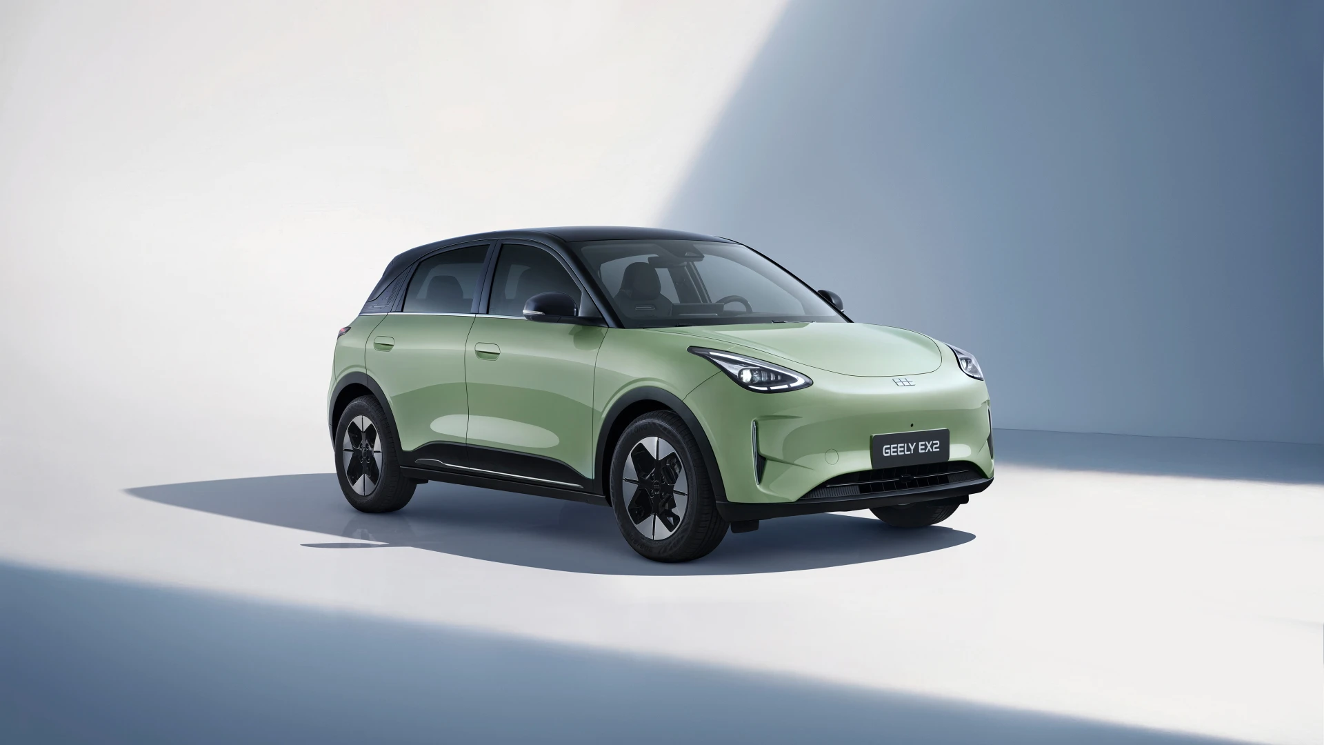 Geely Auto იანვრის თვის გაყიდვების მაღალ მაჩვენებლებს აქვეყნებს: კომპანიამ 270 000-ზე მეტი ავტომობილი გაყიდა, საერთაშორისო გაყიდვები კი გაორმაგდა